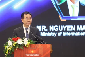 Bộ trưởng Nguyễn Mạnh Hùng: Chuyển đổi số tạo ra sự tăng trưởng, giàu có