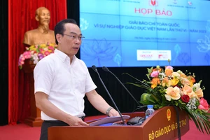 Trao Giải báo chí toàn quốc Vì sự nghiệp Giáo dục Việt Nam vào dịp kỷ niệm ngày Nhà giáo Việt Nam