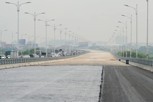 Cầu Vĩnh Tuy 2 sắp hoàn thành