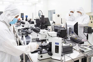 Nghiên cứu chế tạo vi mạch tại Trung tâm Nghiên cứu Phát triển Khu công nghệ cao TPHCM