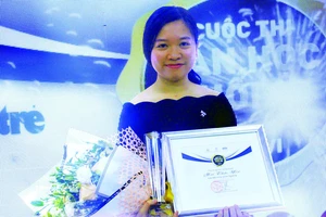 Tác giả Mai Thảo Yên nhận giải nhì tại cuộc thi Văn học tuổi 20 lần 6 