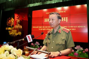 Bộ trưởng Tô Lâm phát biểu chỉ đạo tại Hội nghị. Ảnh: Bộ Công an
