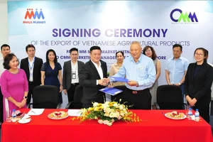 Lễ ký kết hợp tác xuất khẩu hàng nông sản Việt từ MMVN sang CMM Singapore