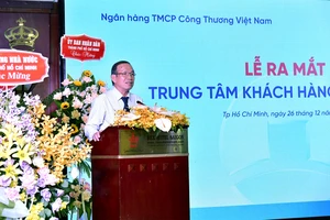 Phó Giám đốc Ngân hàng Nhà nước TPHCM phát biểu tại lễ ra mắt Trung tâm khách hàng phía Nam