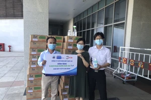  On1 trao tặng hơn 2000 lít dung dịch rửa tay các loại đến Đà Nẵng, Quảng Nam và Quảng Ngãi
