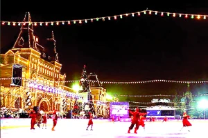 Nga mở cửa sân trượt băng lớn nhất Moscow