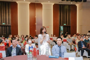 MC Kỳ Duyên tham dự sự kiện tri ân khách hàng của Hoa viên Bình An