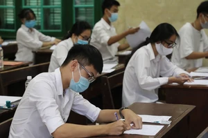 Bộ GD-ĐT đề nghị ngành công an và y tế bảo đảm an toàn cho kỳ thi