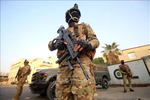 Lực lượng đặc nhiệm Iraq tuần tra tại thành phố Basra. Ảnh tư liệu: AFP/TTXVN