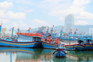 Tháo gỡ việc “treo” tiền hỗ trợ nhiên liệu cho ngư dân