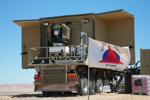 Hệ thống phòng không dựa trên tia laser ‘Tia sắt’ được nhìn thấy trong cuộc thử nghiệm ở miền nam Israel, tháng 3-2022. Ảnh: timesofisrael.com