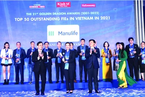 Manulife Việt Nam được vinh danh về dịch vụ và sản phẩm sức khỏe số hóa 