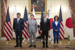 Mỹ và Nhật Bản lập trung tâm nghiên cứu chất bán dẫn mới