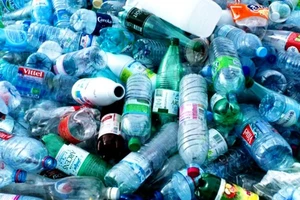 Cộng đồng khoa học chung tay ứng phó ô nhiễm nhựa