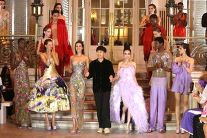Dấu ấn thời trang Việt