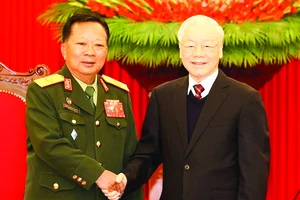 Khẳng định mối quan hệ đặc biệt Việt - Lào