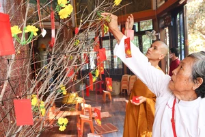 Lễ chùa đầu năm – nét đẹp văn hóa của người Việt