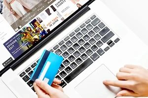“Chợ truyền thống trực tuyến” thu hút người mua