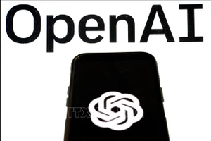 Biểu tượng OpenAI và ChatGPT. Ảnh: AFP/TTXVN