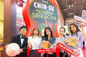 Tương ớt Chinsu Sriracha vừa ra mắt đã thu hút ở Nhật Bản vì vị cay thơm độc đáo