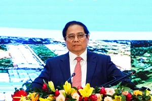 Thủ tướng Phạm Minh Chính: Tiền Giang tập trung hoàn thiện hạ tầng giao thông, khai thác tốt vị trí trung tâm ĐBSCL