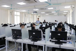 Thí sinh dự thi đánh giá năng lực của Đại học Quốc gia Hà Nội