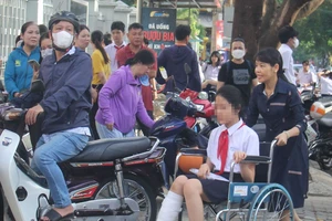 Đà Nẵng: Nhiều thí sinh gặp không may về sức khỏe được hỗ trợ