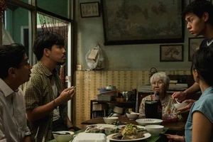 Đoàn phim "Gia tài của ngoại" sang Việt Nam giao lưu khán giả