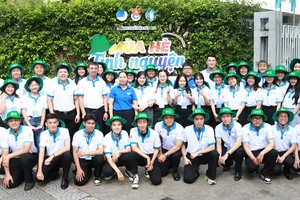 Đội hình “Trí thức khoa học trẻ tình nguyện” TPHCM ra quân tham gia xây dựng nông thôn mới tại tỉnh Đồng Tháp và tỉnh Đắk Nông