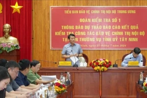 Bộ trưởng Lương Tam Quang phát biểu tại buổi kiểm tra