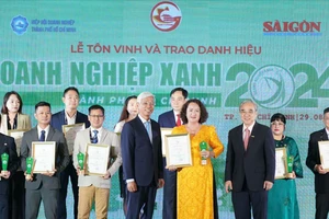 Tôn vinh 98 Doanh nghiệp xanh TPHCM