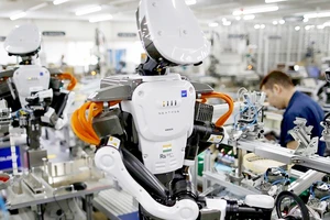 Robot đang dần thay thế con người trong kỷ nguyên Kỹ nghệ 4.0
