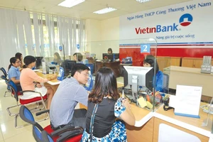 Saigon Co.op và VietinBank hợp tác phát hành thẻ Visa Paywave