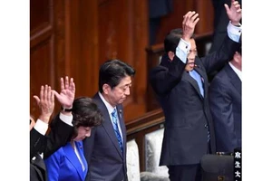 Thủ tướng Nhật Bản giải tán Hạ Viện