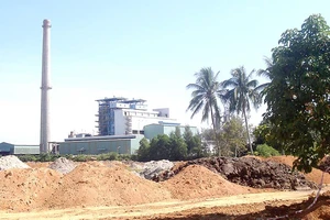 Các công trình còn dở dang phía sau Nhà máy Soda Chu Lai