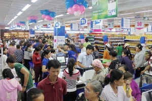 Chương trình siêu khuyến mãi sẽ thu hút một lượng lớn khách hàng đổ về siêu thị Co.opmart