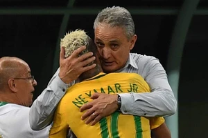 HLV Tite và Neymar ở tuyển Brazil.