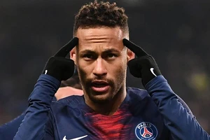 Neymar có lẽ sẽ phải chơi cho Paris thêm 1 mùa nữa