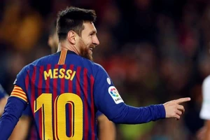 Messi chưa khỏi chấn thương và không hẹn ngày trở lại