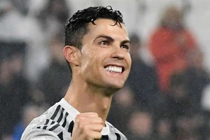 Cristiano Ronaldo đoạt giải thưởng Bóng đá địa cầu 2019 ở Dubai