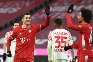 Lượt đi, Bayern đã thắng Mainz đến 5-2 trên sân nhà