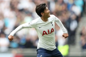 Son Heung-min ghi bàn thắng quyết định cho Tottenham