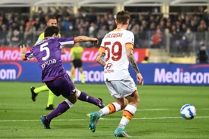 Bonaventura ghi bàn giúp Fiorentina quật ngã AS Roma