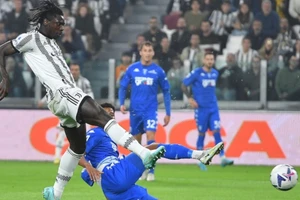 Moise Kean ghi bàn mở tỷ số cho Juventus