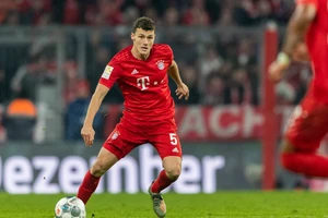 Benjamin Pavard đang gây thất vọng ở Bayern