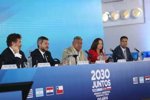 Chủ tich các LĐBĐ Argentina, Uruguay, Paraguay và Chilê muốn tranh quyền đăng cai World Cup 2030