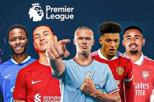 Ngoại hạng Anh vòng 26: Man United thách thức Liverpool, Man City chờ đón Newcastle