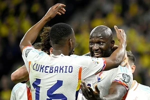 Lukaku ăn mừng chiến thắng cùa tuyển Bỉ