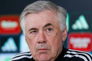 Carlo Ancelotti muốn ở lại Madrid mùa tới