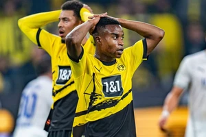 Sự thất vọng của các cầu thủ Dortmund 